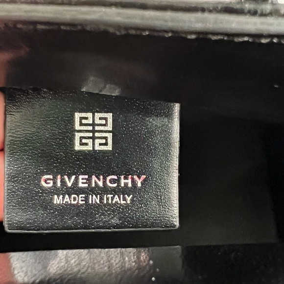 Givenchy Micro Antigona Leather Tote - Picture 11 of 13